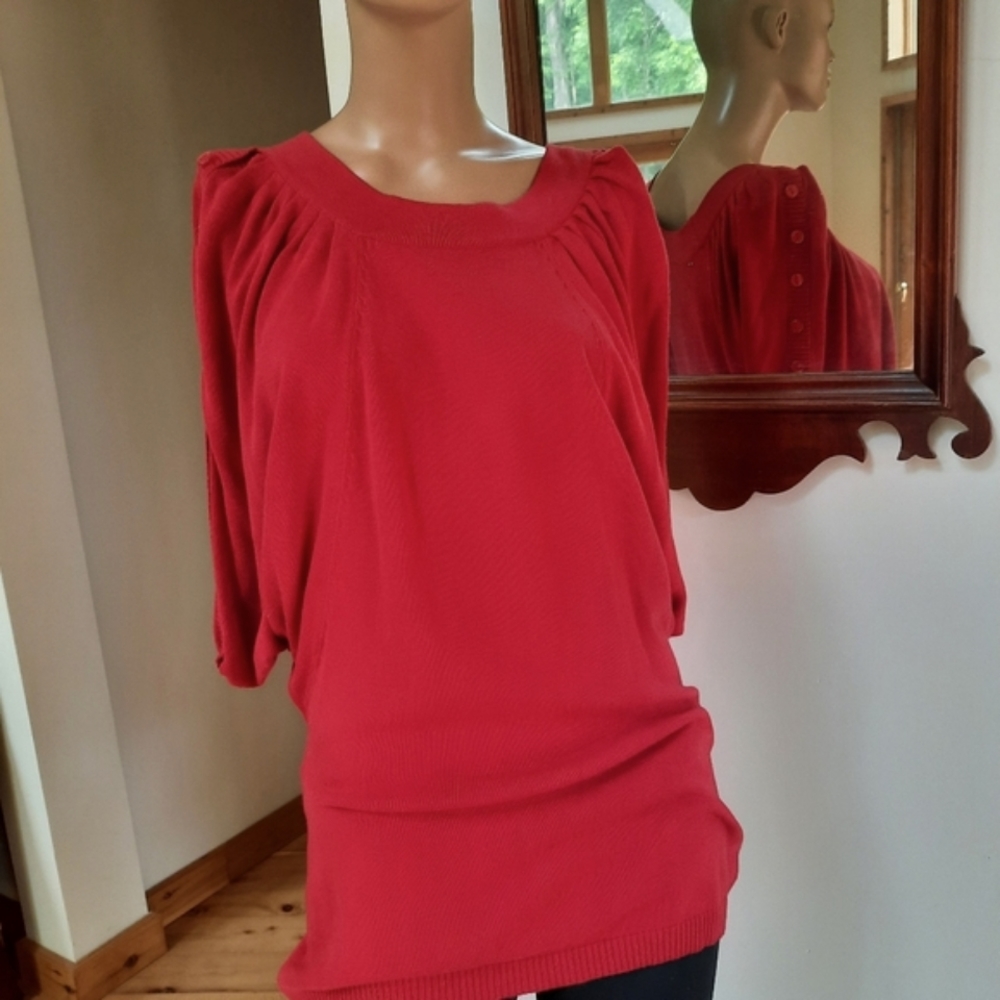 IMAN. Small. Red Sweater. Like New. Fast Ship. 2 Day Sale🏷